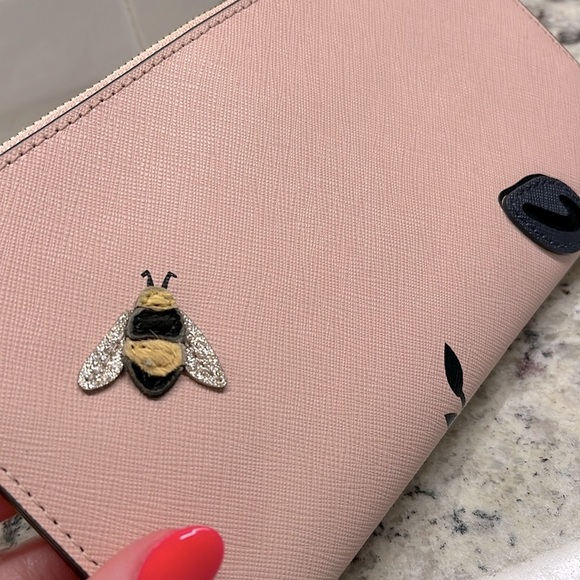 Kate Spade Blossom Drive Floral Wallet EUC - Picture 6 of 11